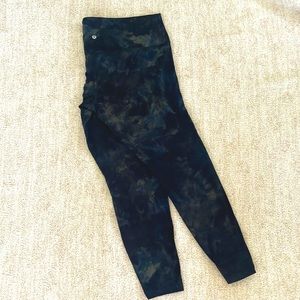 Lululemon size 18 align leggings diamond dye